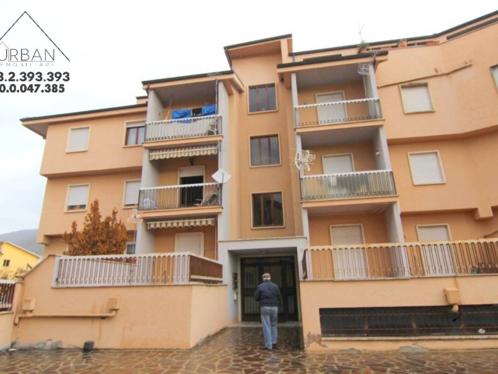 Appartamento a L'aquila in Via Alba Fucens - Foto 2