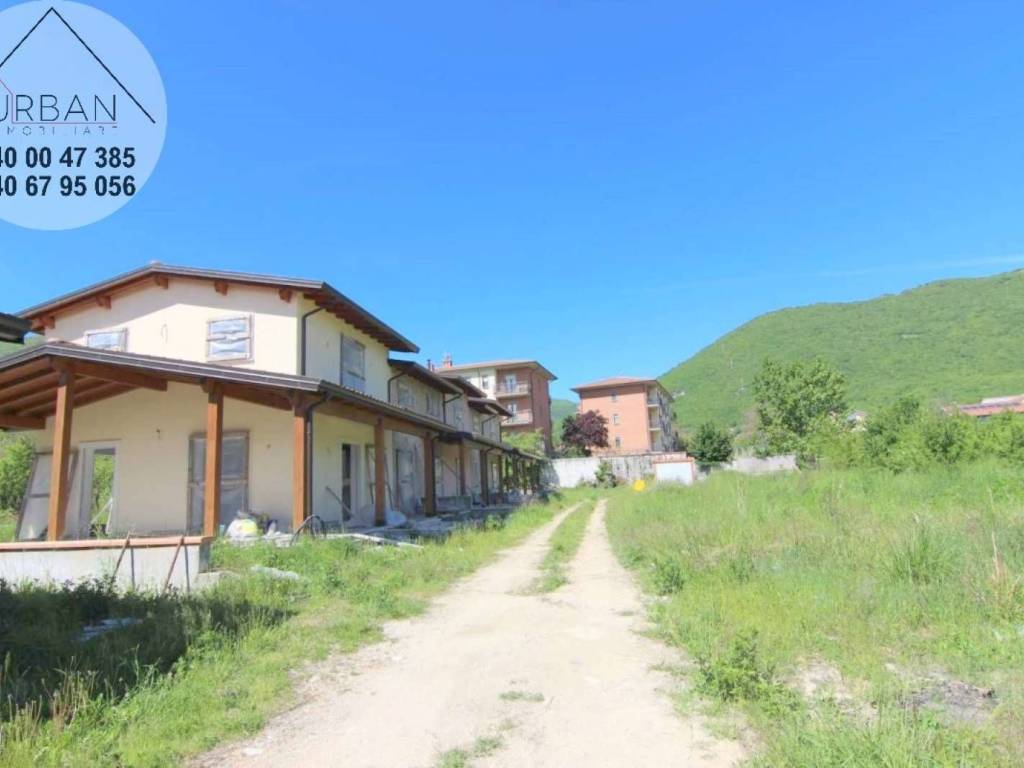 Villetta a schiera a Scoppito in Via Roma - Foto 2
