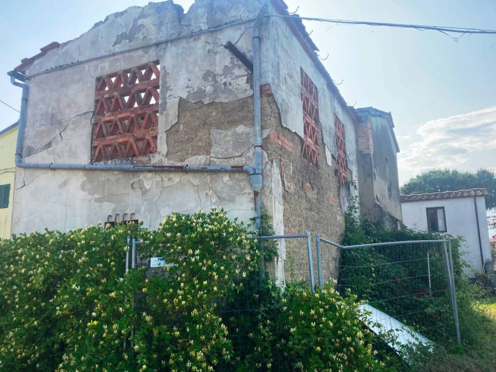 Rustico / casale a Pistoia in Via di Pontassio, 55 - Foto 2