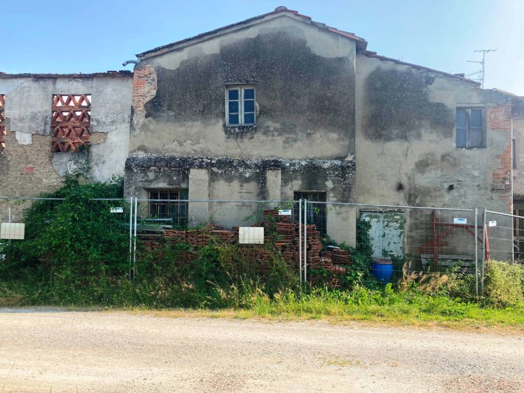Rustico / casale a Pistoia in Via di Pontassio, 55 - Foto 3