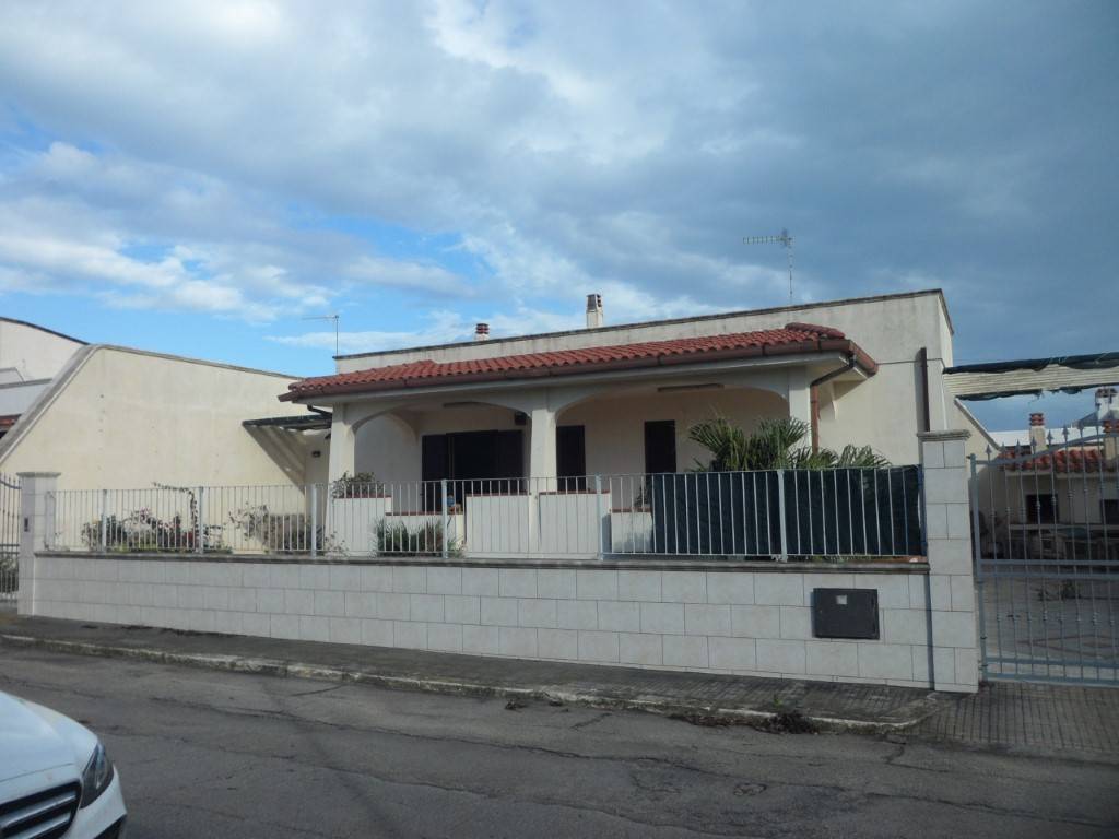 Villa a Carovigno in Via Oslo - Foto 2