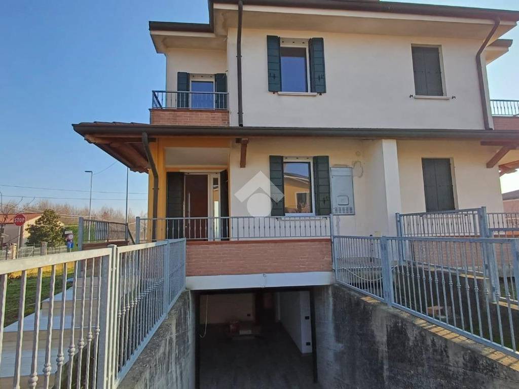 Villa a Agna in Via Giovan Battista Cromer, 25 - Foto 2