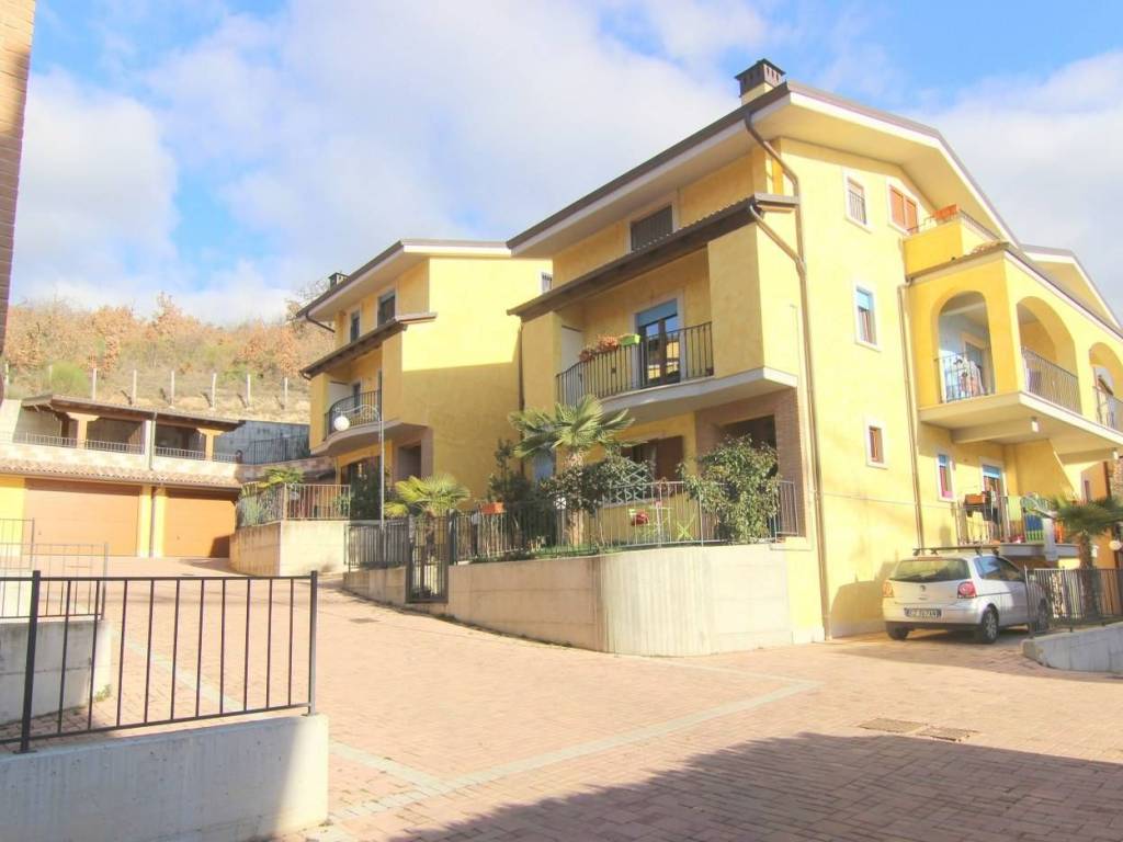 Villetta a schiera a L'aquila in Via Caprini - Foto 4
