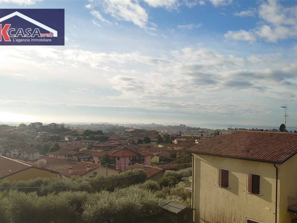 Appartamento a Cavaion veronese in VIA INTROL SOLETTI, 22 - Foto 2