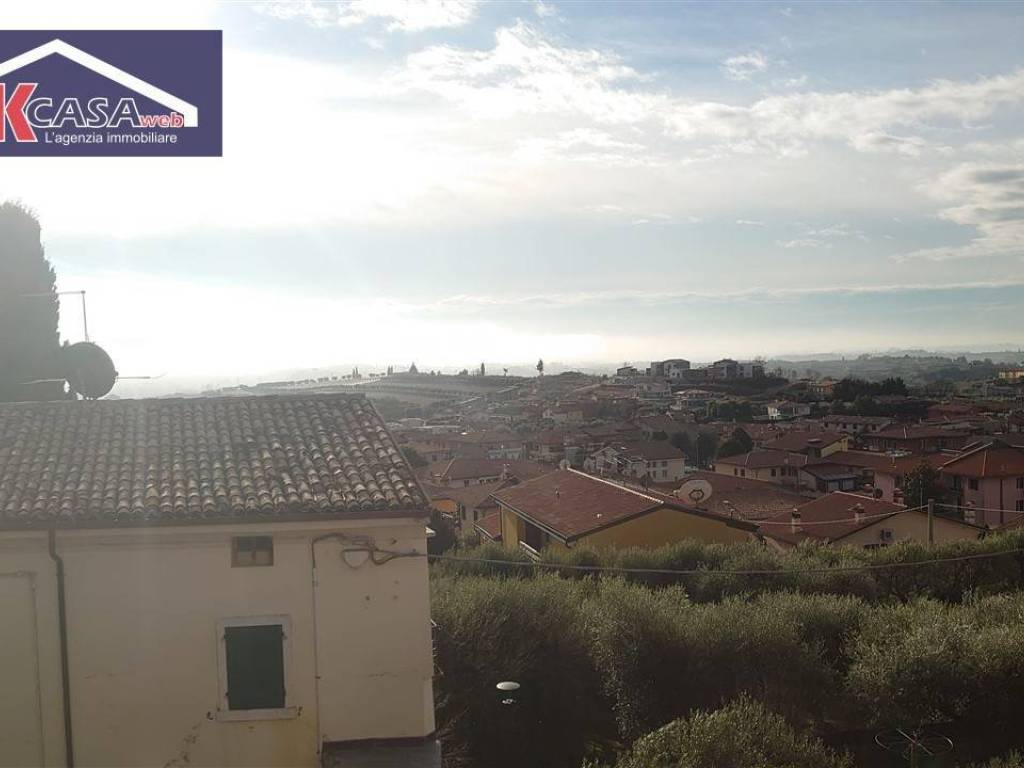 Appartamento a Cavaion veronese in VIA INTROL SOLETTI, 22 - Foto 3