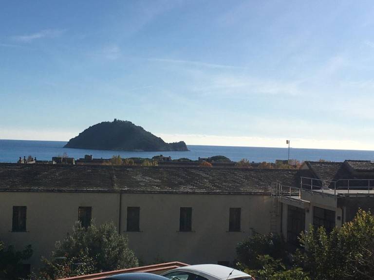 Appartamento a Albenga in Via Donatello - Foto 4