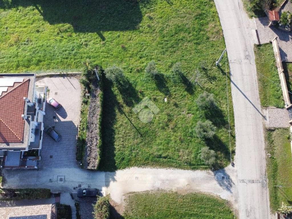 Terreno a Ortona in SAN NICOLA STRADA PROVINCIALE SAN TOMMASO - Foto 2