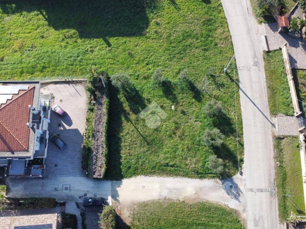 Terreno a Ortona in SAN NICOLA STRADA PROVINCIALE SAN TOMMASO - Foto 4
