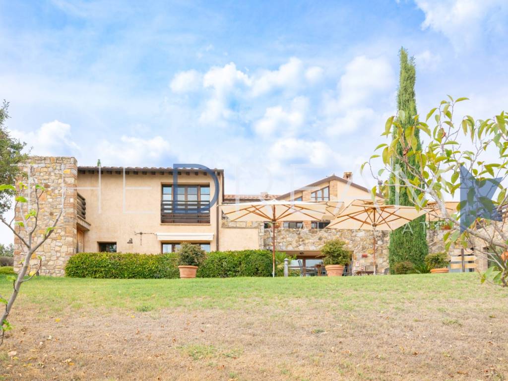 Villa a Cinigiano in Piazzale Don Luigi Sturzo, 7 - Foto 3