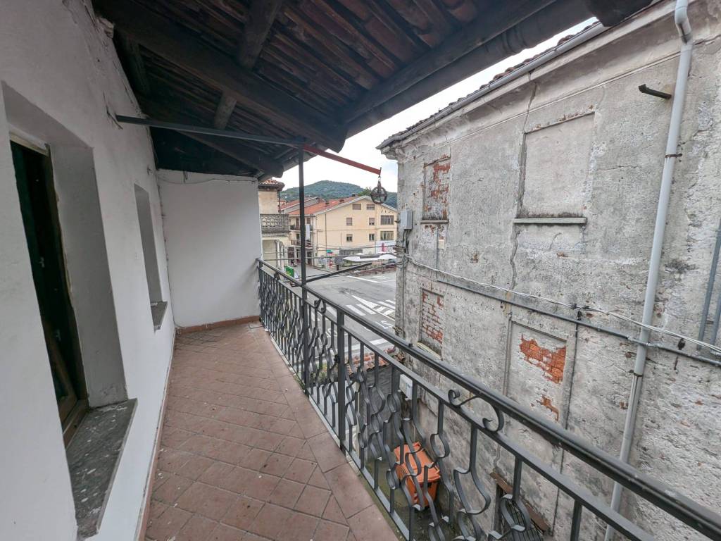 Casa indipendente a Borgofranco d'ivrea in A5 - Foto 1