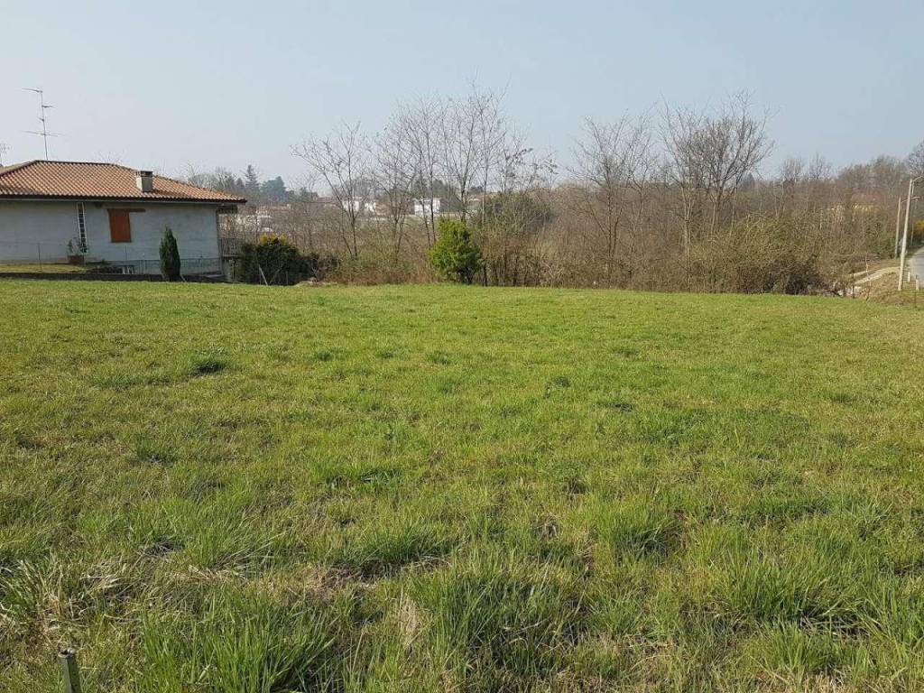 Terreno a Carnago in via Cattaneo - Foto 3