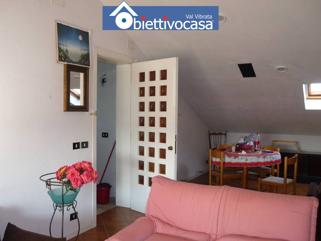 Palazzo / stabile a Martinsicuro in Via Ciro Menotti, 29 - Foto 2