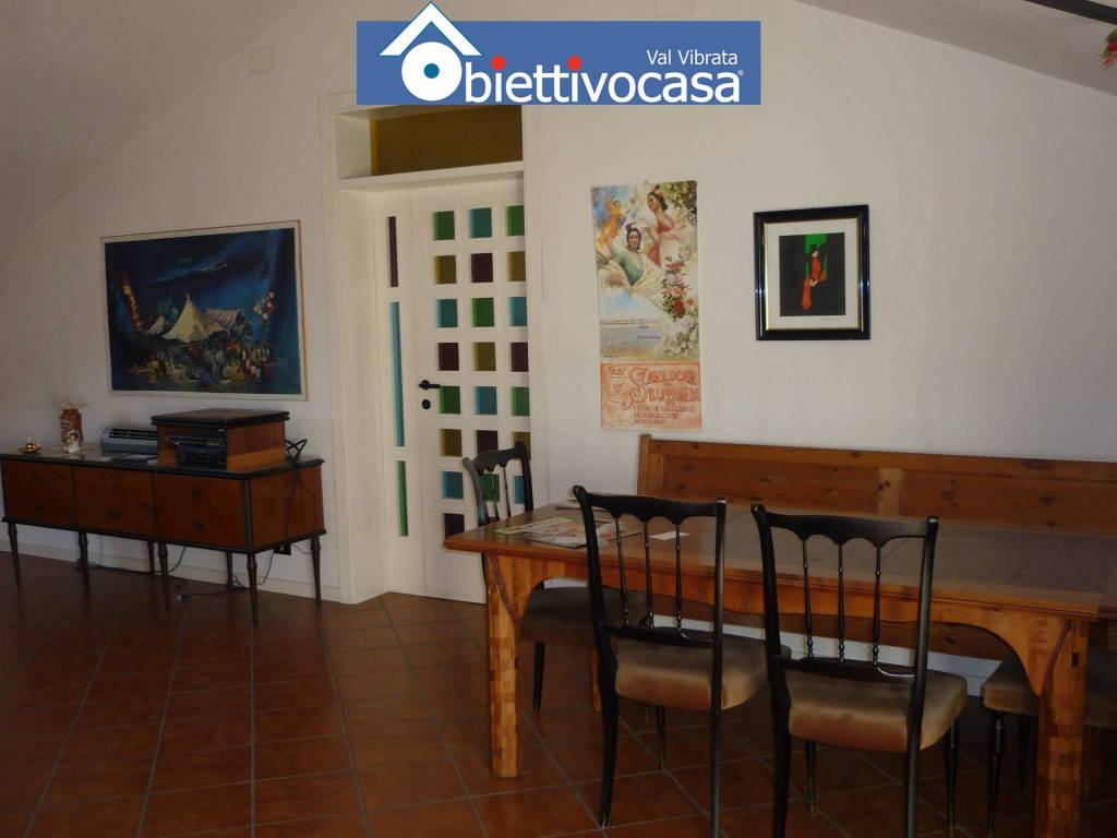 Palazzo / stabile a Martinsicuro in Via Ciro Menotti, 29 - Foto 4