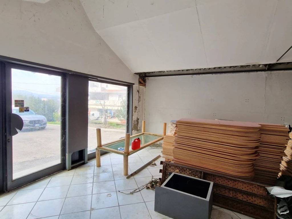 Immobile a Cappelle sul tavo in VIA CARDUCCI - Foto 2