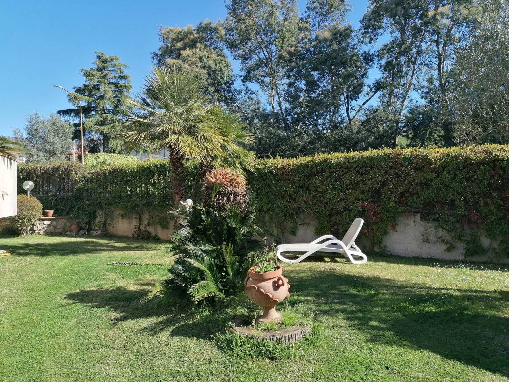 Villa a Lamezia terme in Via Concetta Floro, 2 - Foto 5