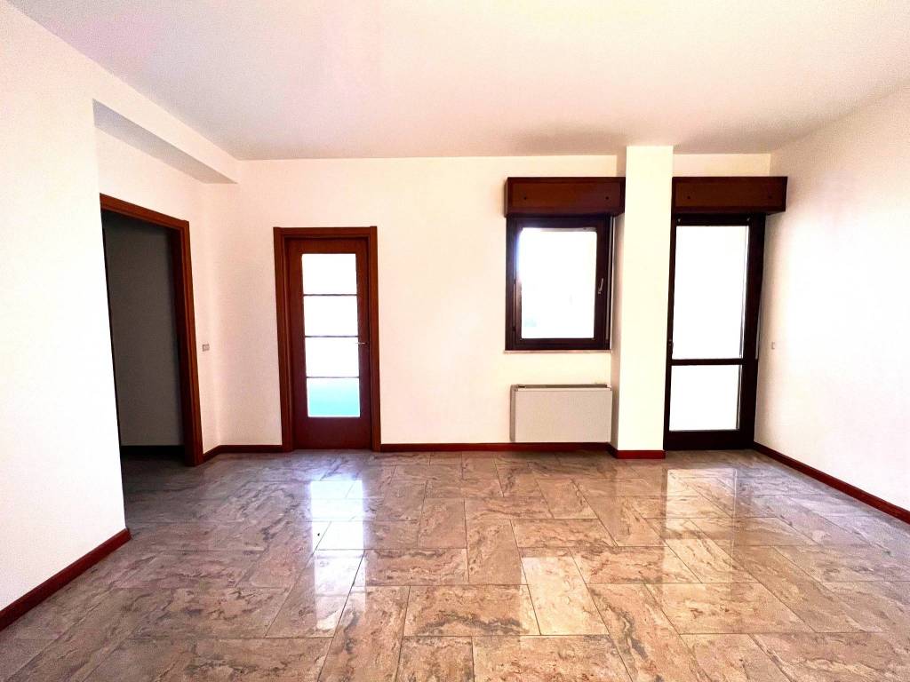 Appartamento a Cagliari in Via Giambattista Tiepolo, 8 - Foto 2