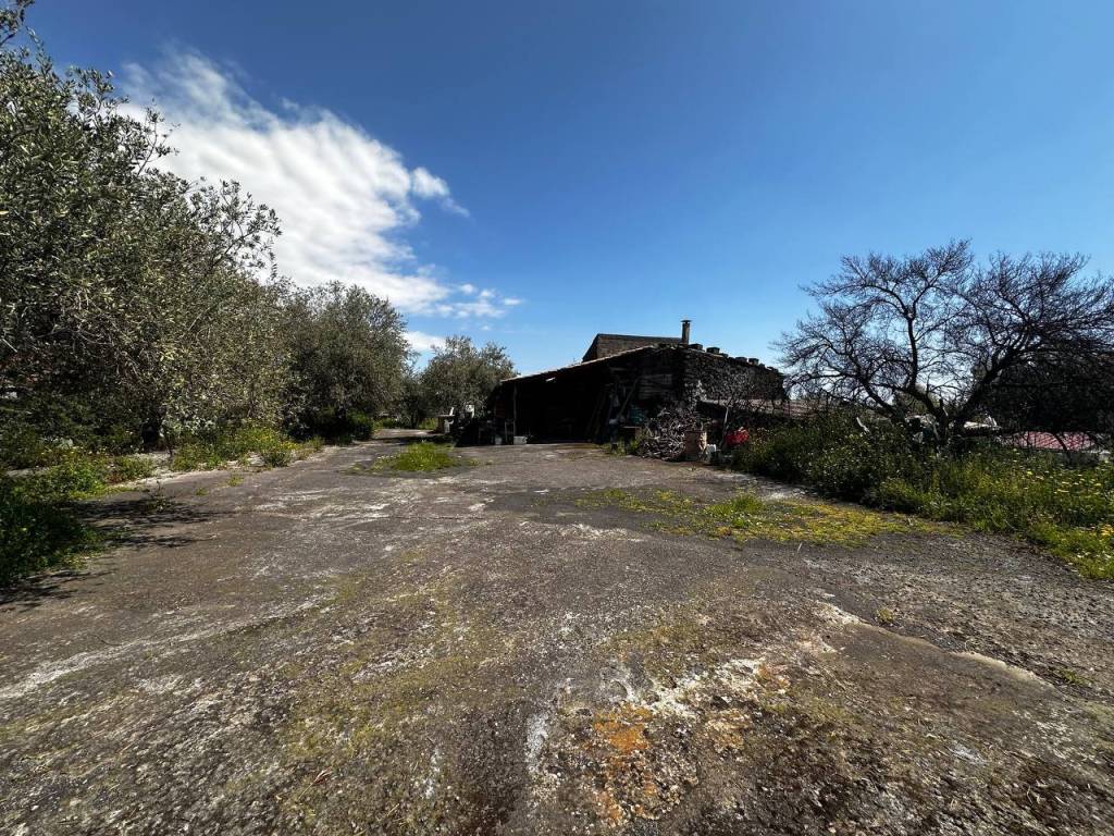Terreno a Aci sant'antonio in Via Lanza - Foto 2