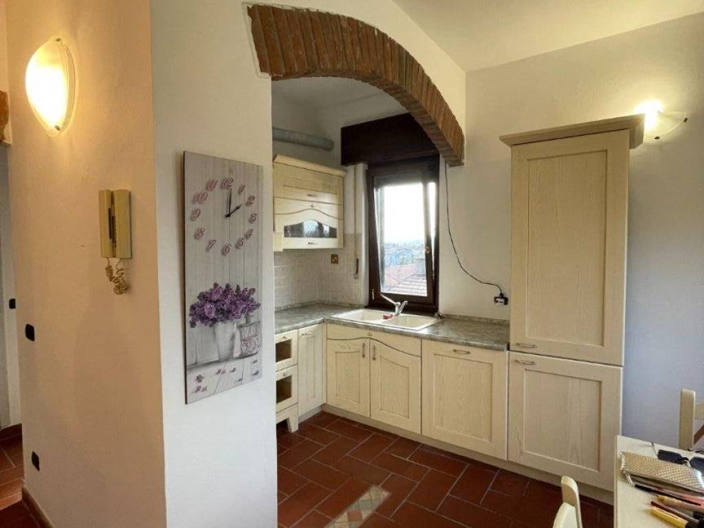 Appartamento a Gavirate in Via D. Buzzi, 14 - Foto 5