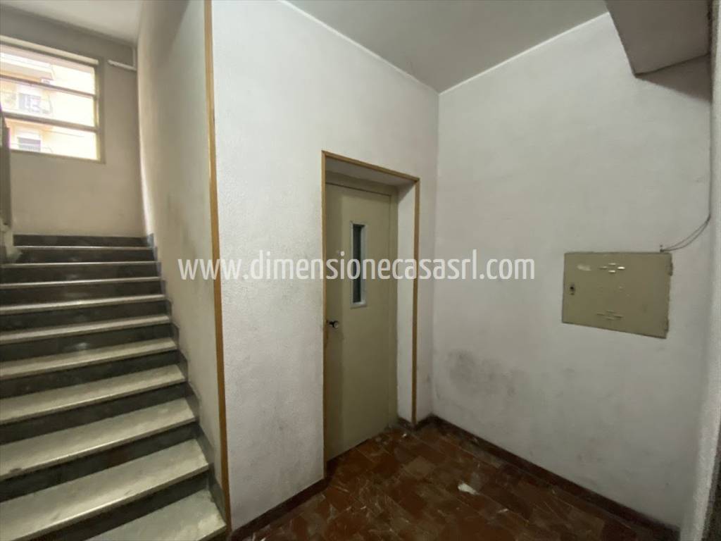 Appartamento a Caltanissetta in Viale della Regione, 216 - Foto 4