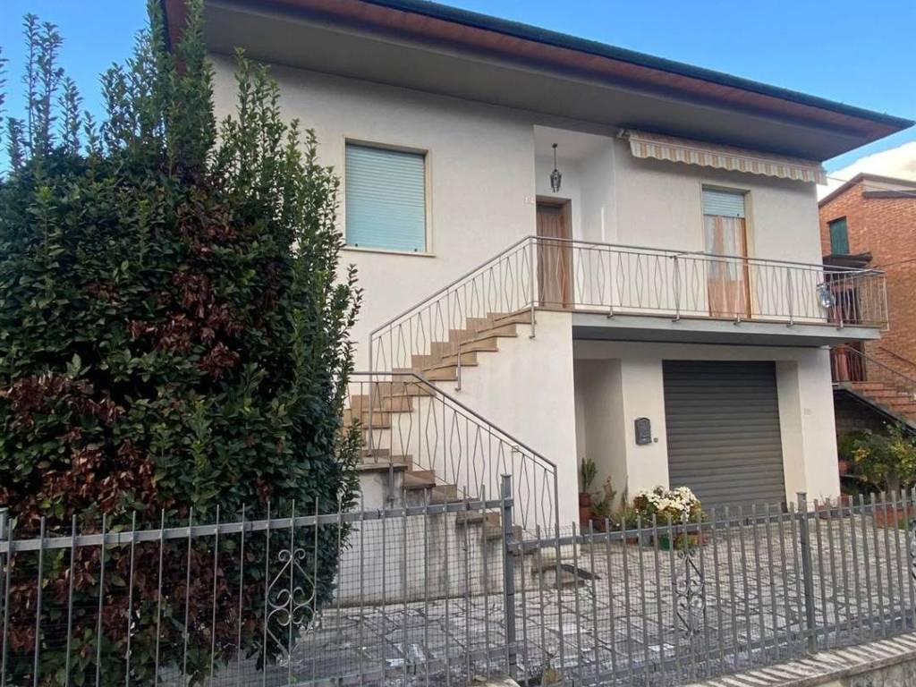 Villa a Sinalunga in Via della Pace - Foto 3