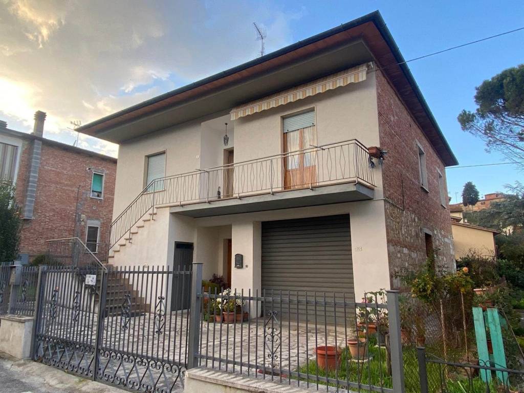 Villa a Sinalunga in Via della Pace - Foto 4