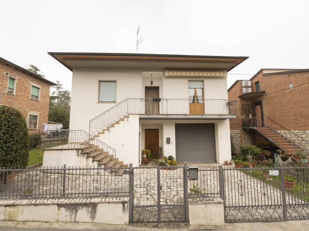 Villa a Sinalunga in Via della Pace - Foto 5