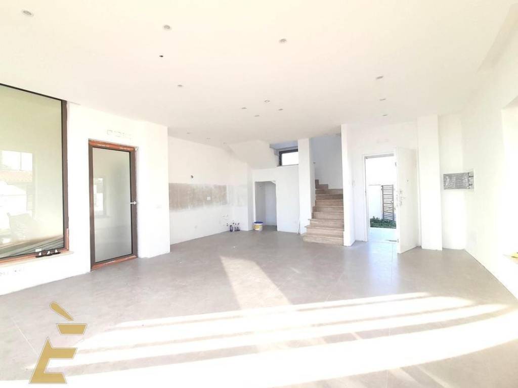 Villa a Aprilia in Via Aterno - Foto 5