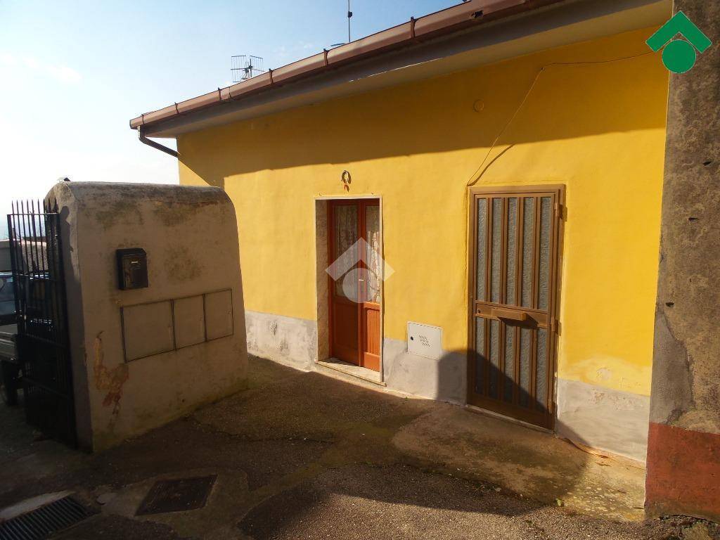 Appartamento a Frasso telesino in via Bocca - Foto 2