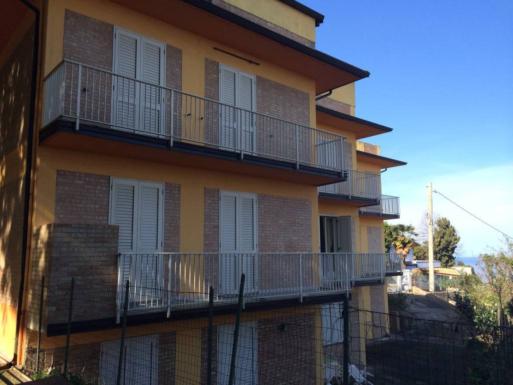 Palazzo / stabile a Briatico - Foto 4