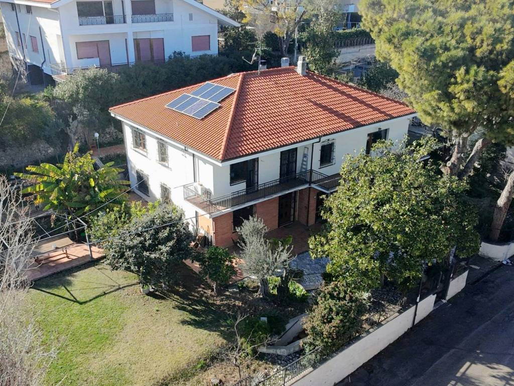 Villa a Pescara in Strada Colle Pineta - Foto 3