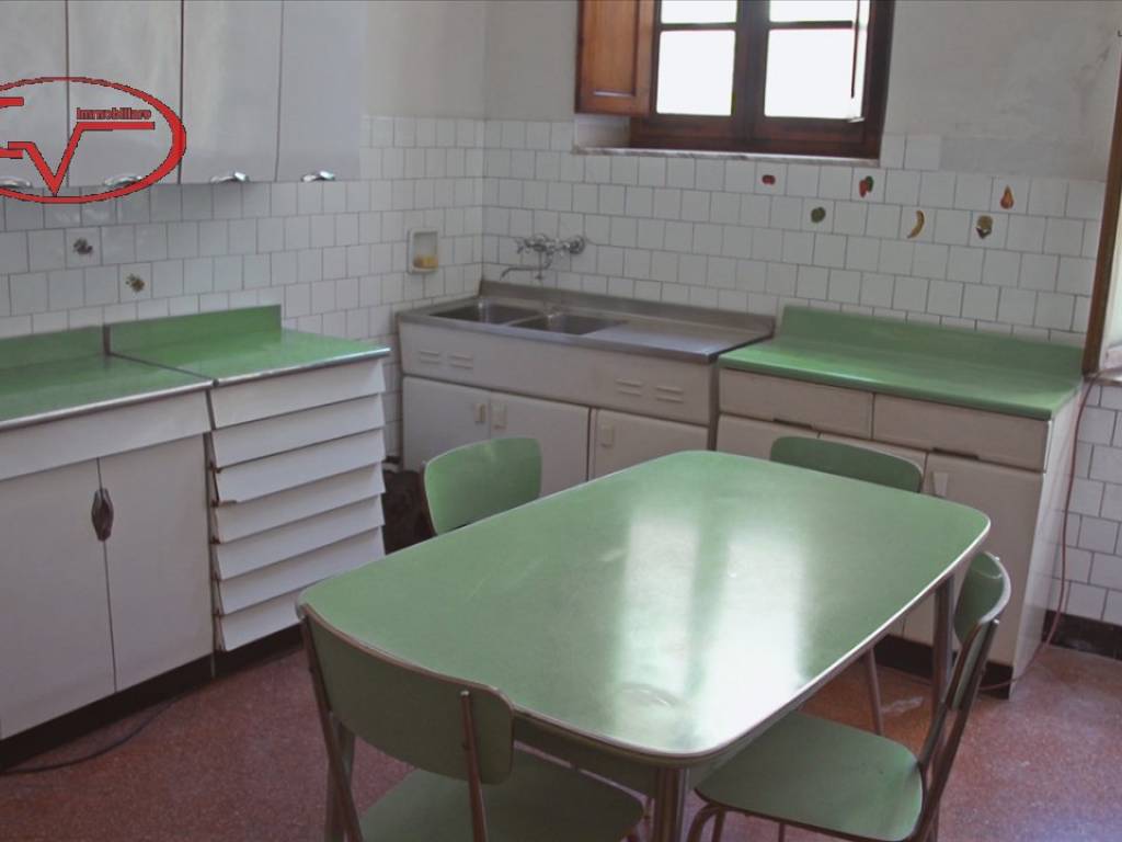 Appartamento a Montevarchi in Via Francesco Mochi - Foto 2