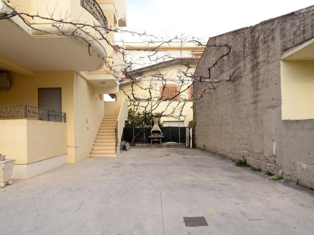 Appartamento a Tortoreto in Via Edmondo De Amicis, 10 - Foto 3