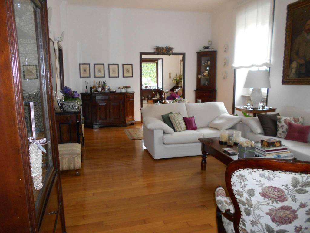 Villa a Induno olona in via Dardo 4 - Foto 2