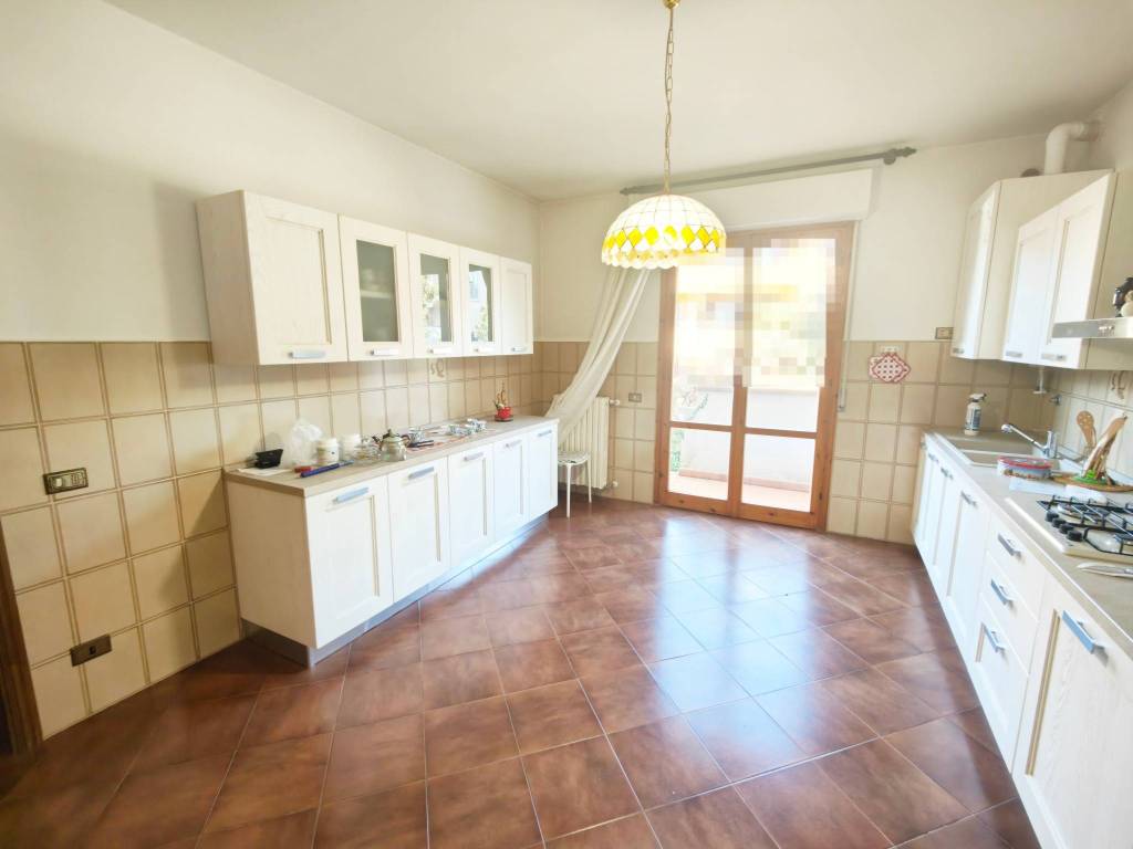 Casa indipendente a Montevarchi in Via Mincio - Foto 3