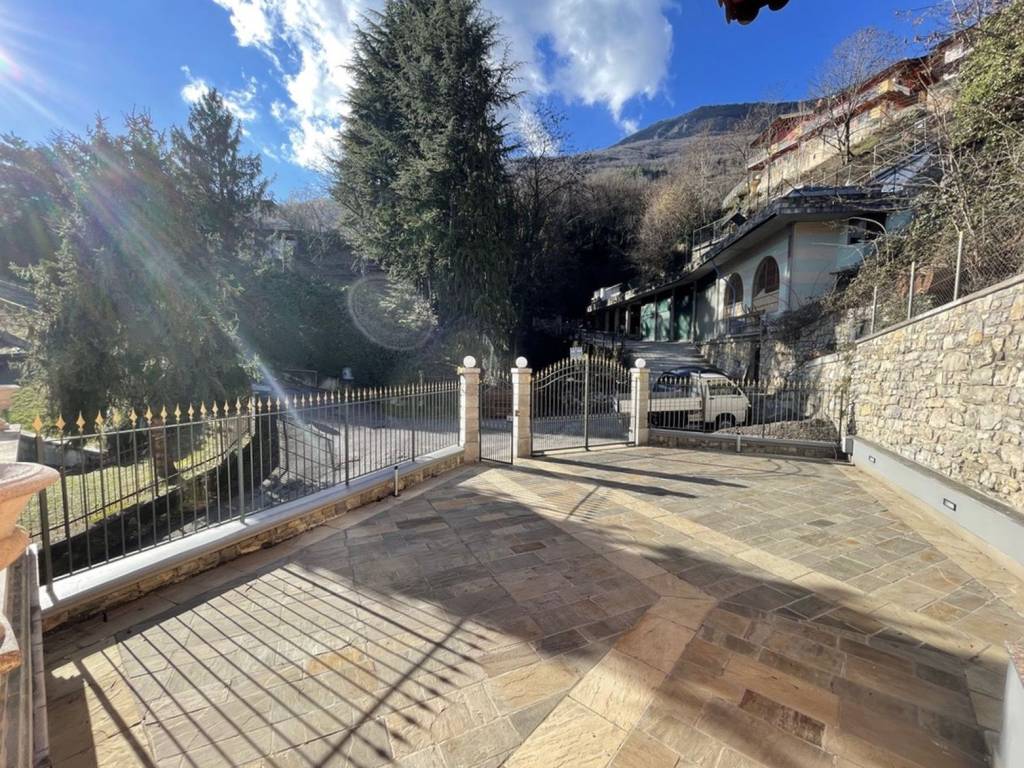 Appartamento a Adrara san rocco in Via Picco - Foto 5