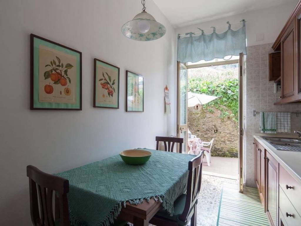 Casa indipendente a Ameglia in Via del Mare - Foto 5