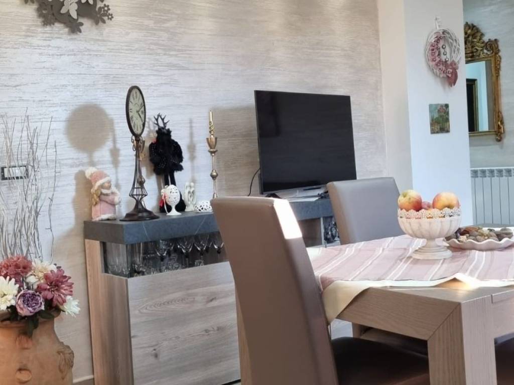 Appartamento a Cisterna di latina in Via dei Lecci - Foto 4