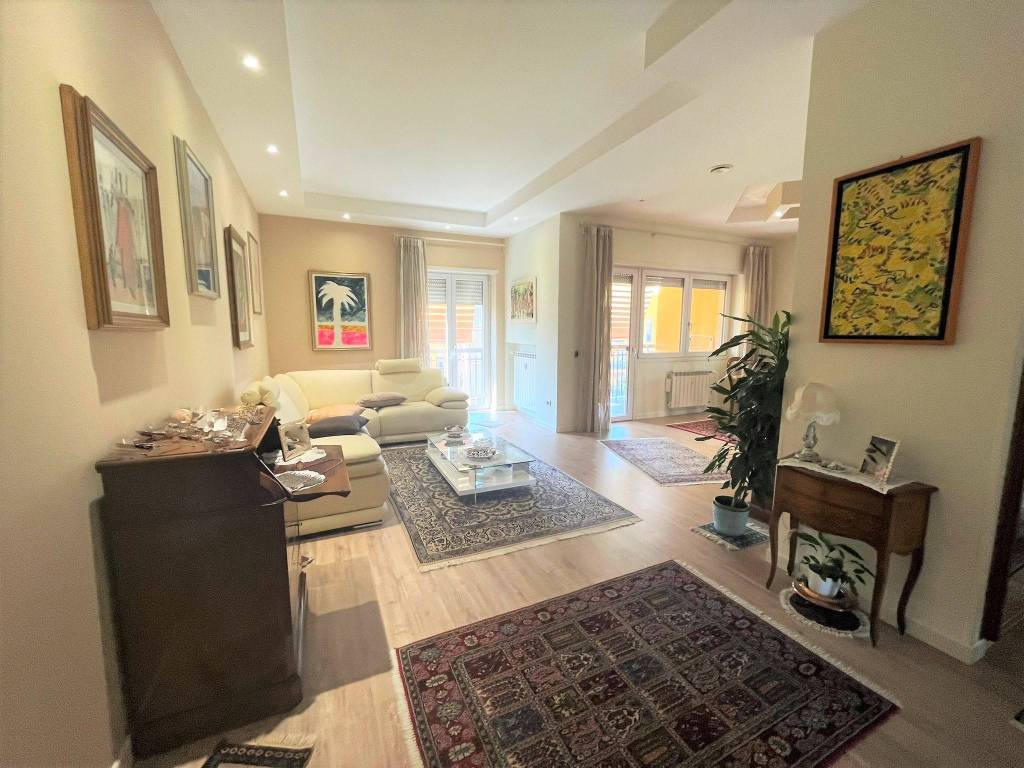 Appartamento a Roma in Via Valentino Mazzola - Foto 2