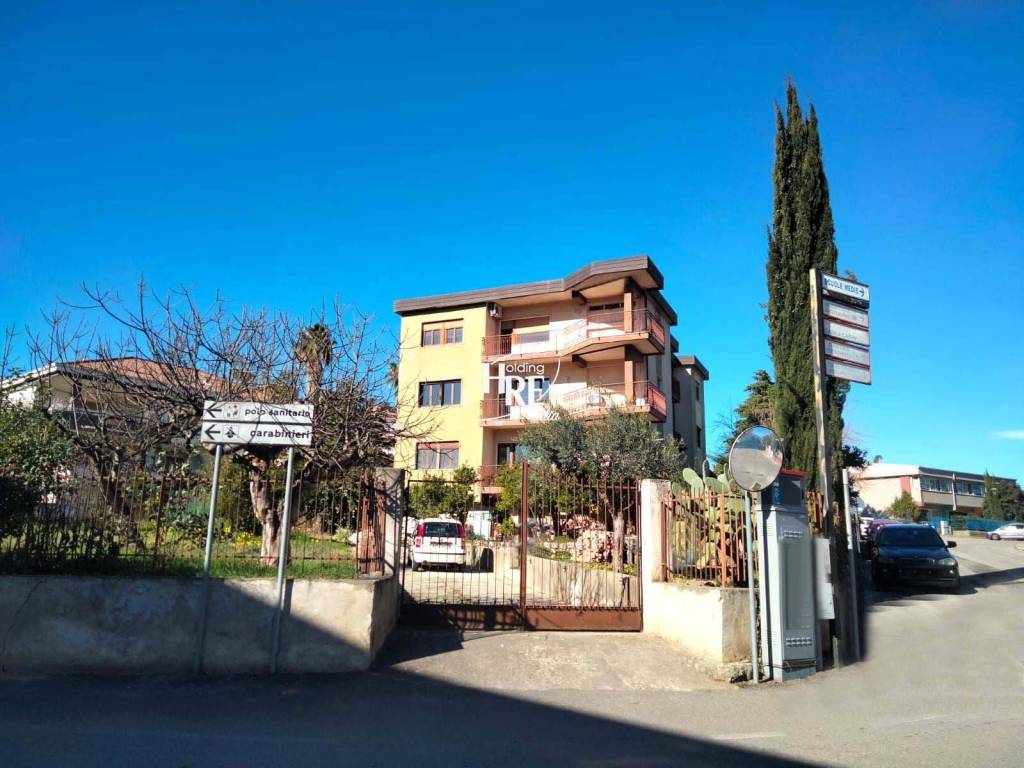 Appartamento a Castrolibero in Via Scipione Valentini, 1 - Foto 2