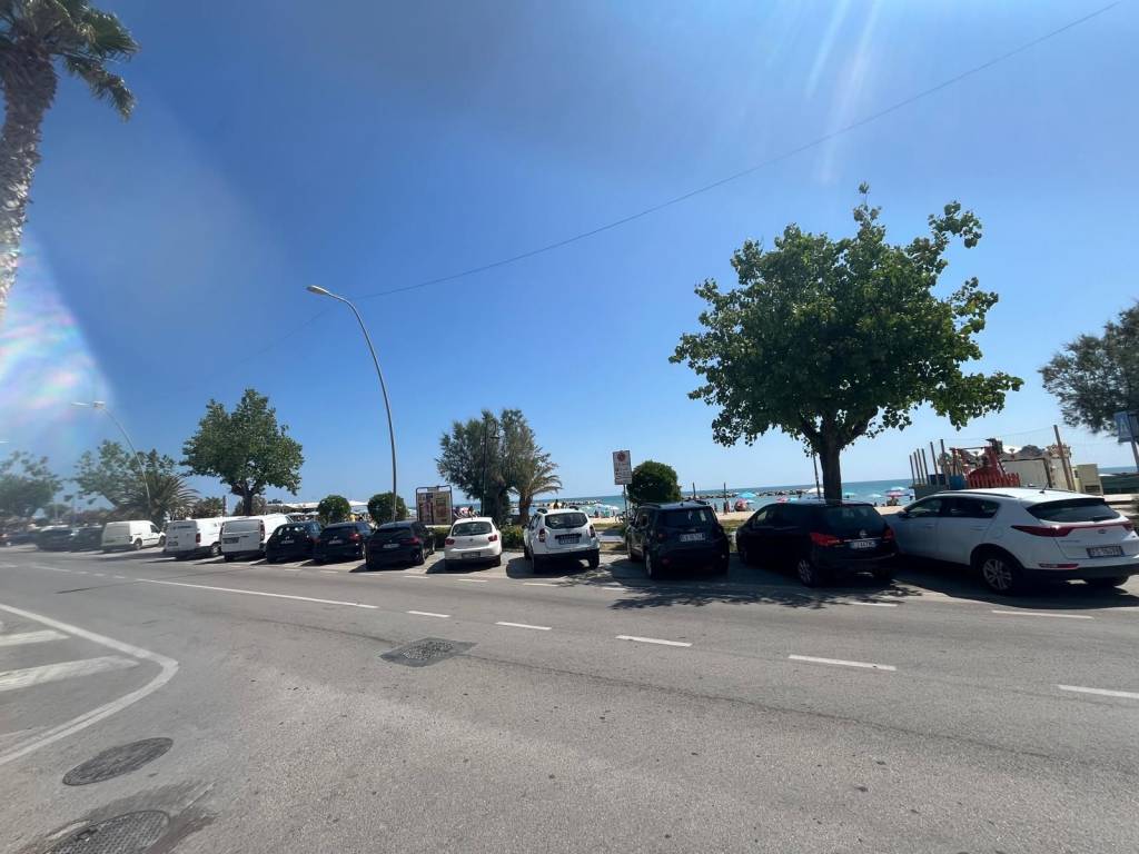 Appartamento a Alba adriatica in Lungomare Guglielmo Marconi, 70 - Foto 4