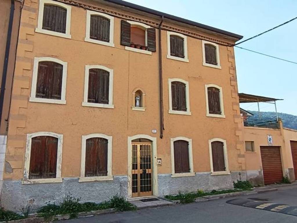 Villetta a schiera a Verona in Via Torrente Vecchio, 57 - Foto 4
