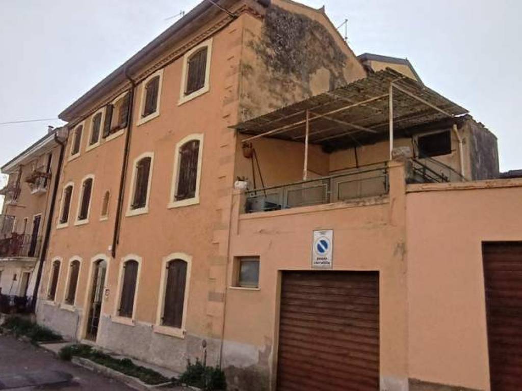 Villetta a schiera a Verona in Via Torrente Vecchio, 57 - Foto 5