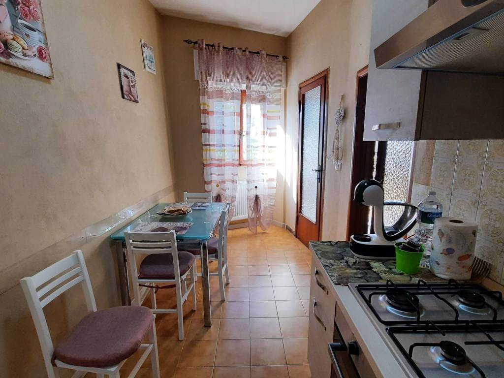 Appartamento a Magliano in toscana in Strada Consorziale di Pereta Tombara - Foto 3