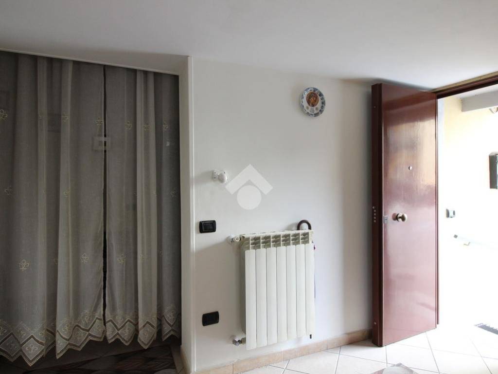 Appartamento a Casapulla in Via Salvo D'acquisto, 16 - Foto 4