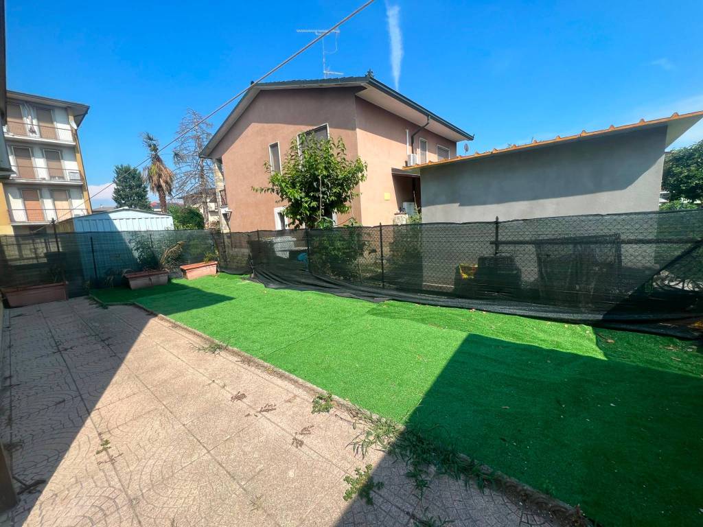 Villa a Lodi in Via Lago Gerundo, 6 - Foto 4
