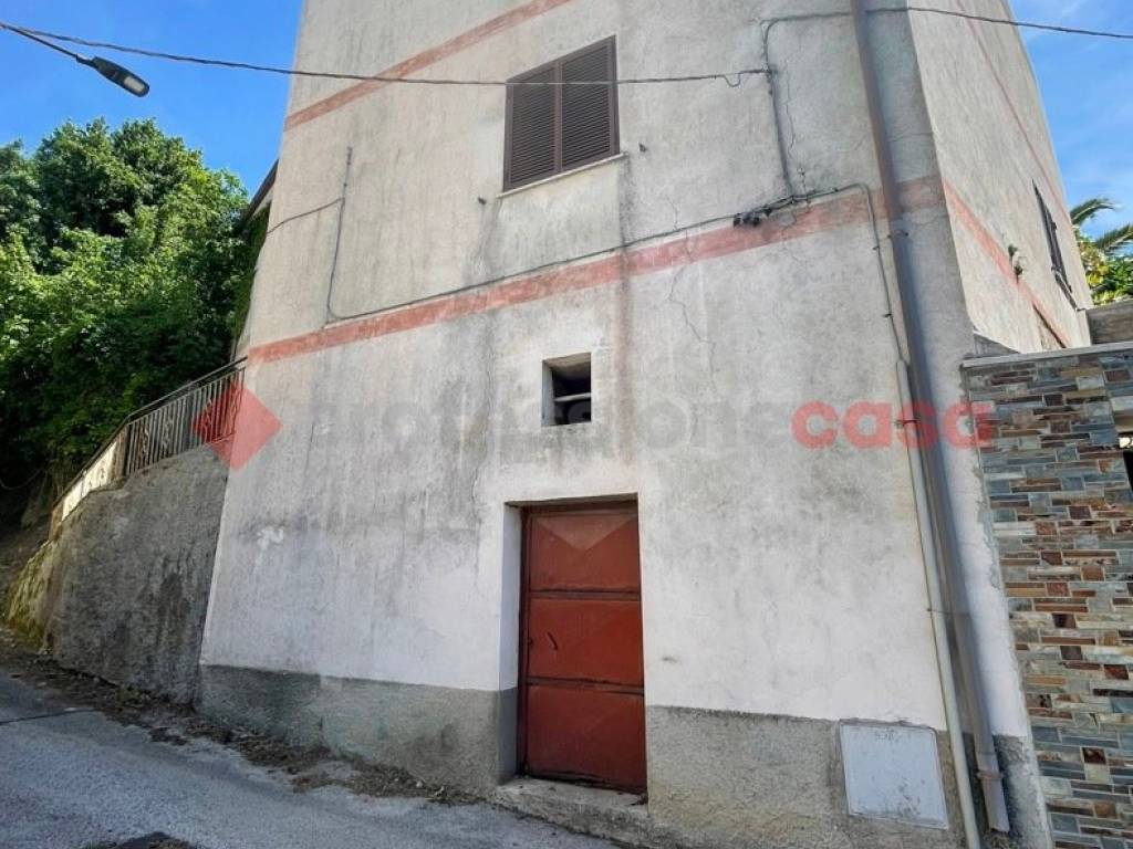Casa indipendente a Roccamonfina in Via Filorsi , 20 - Foto 2