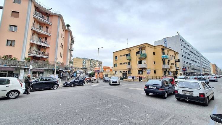 Immobile a Napoli in Via Diocleziano - Foto 1