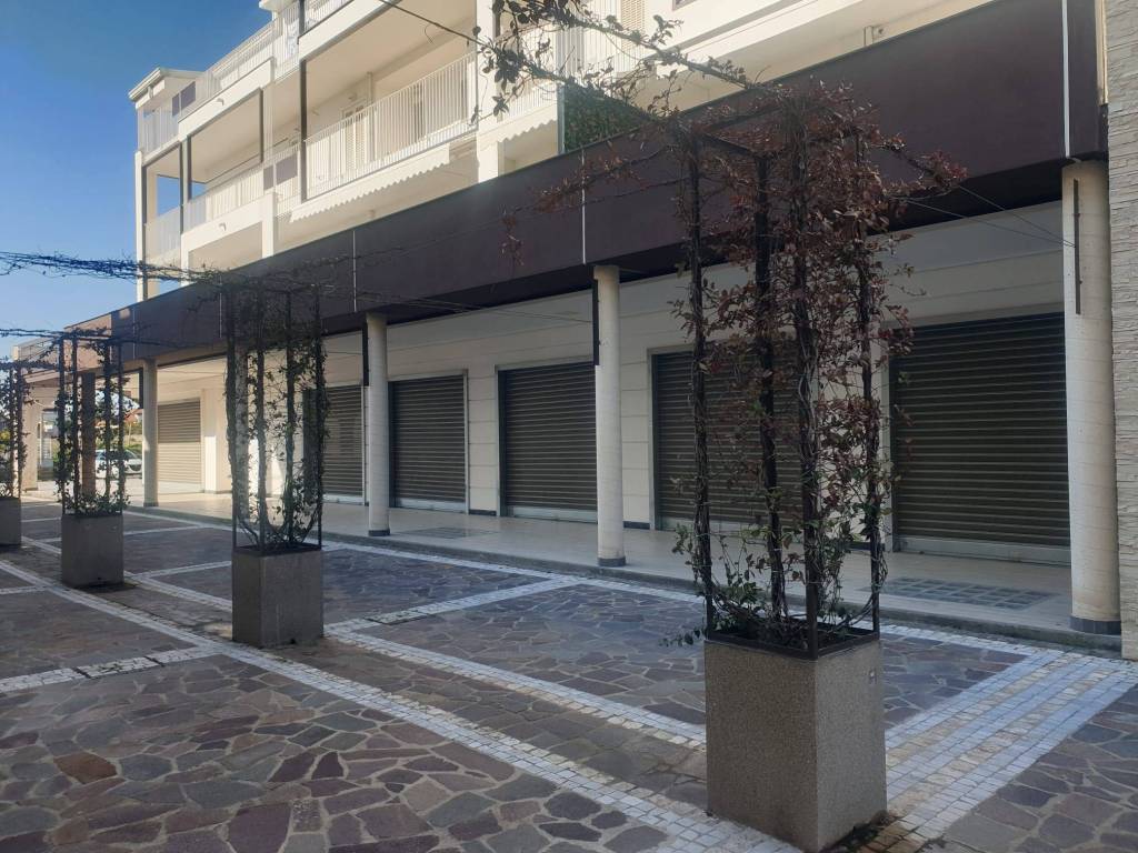 Immobile a Aversa in via APPIA - Foto 3