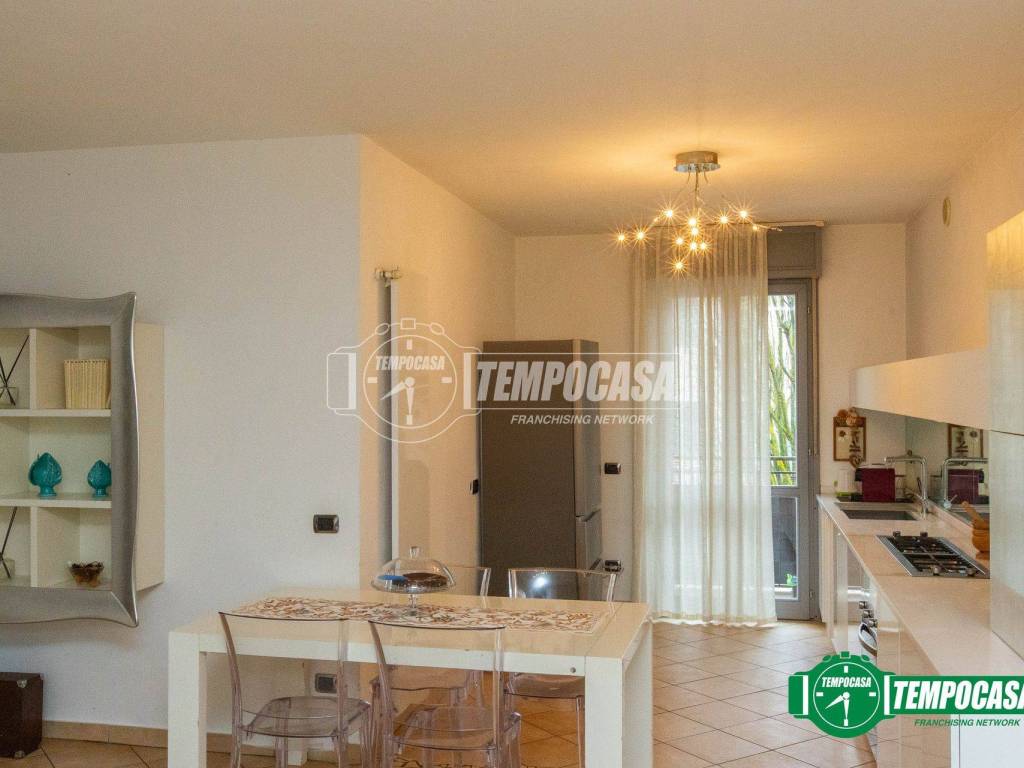 Appartamento a Oleggio in Viale Paganini 7/b - Foto 2