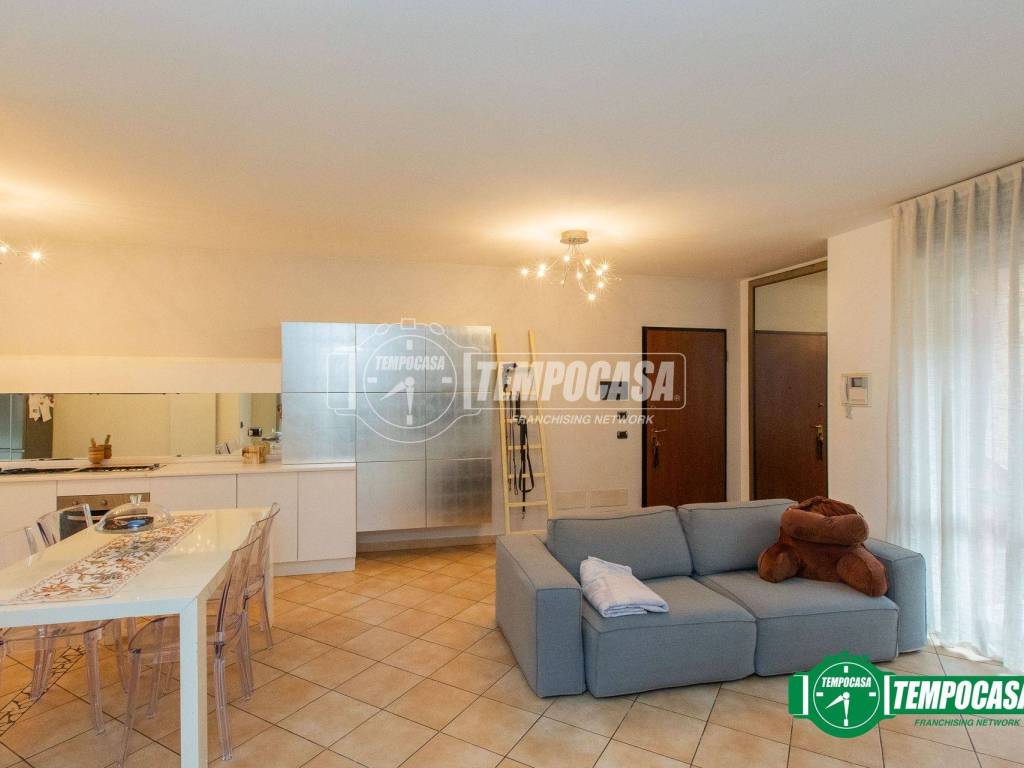 Appartamento a Oleggio in Viale Paganini 7/b - Foto 4